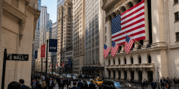 Markets shrug off oil volatility to end April at record high